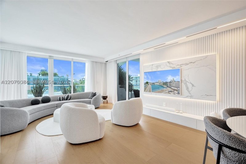 Property photo # 2