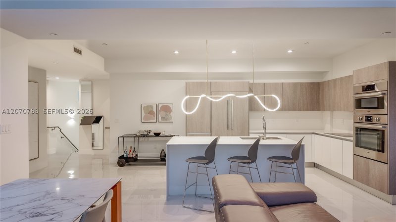 Property photo # 14