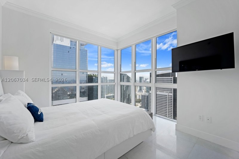 Comprar apartamento no The Plaza Tower I 4600