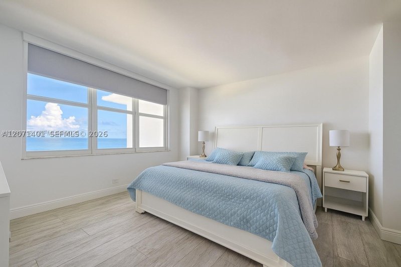 Property photo # 11