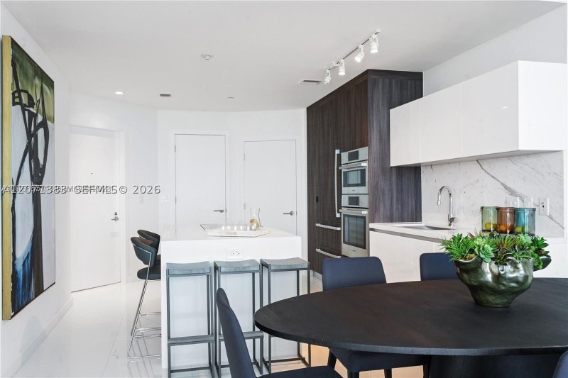 Comprar apartamento no Paramount Miami WorldCenter 4106