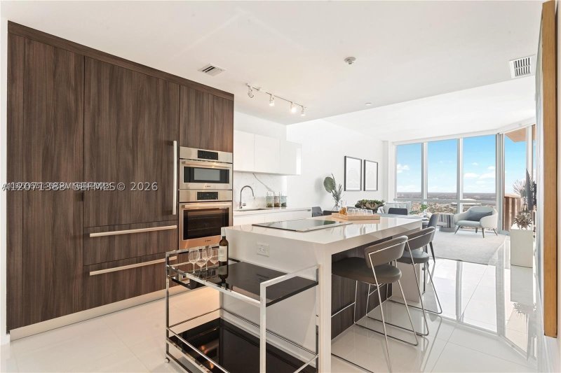 Paramount Miami WorldCenter Apt #4106