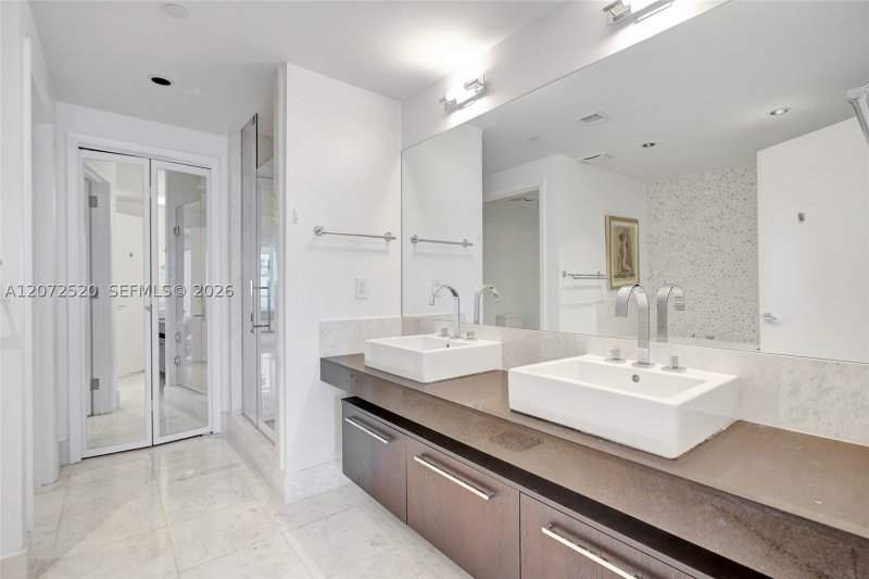 Comprar apartamento no Jade Ocean 3206