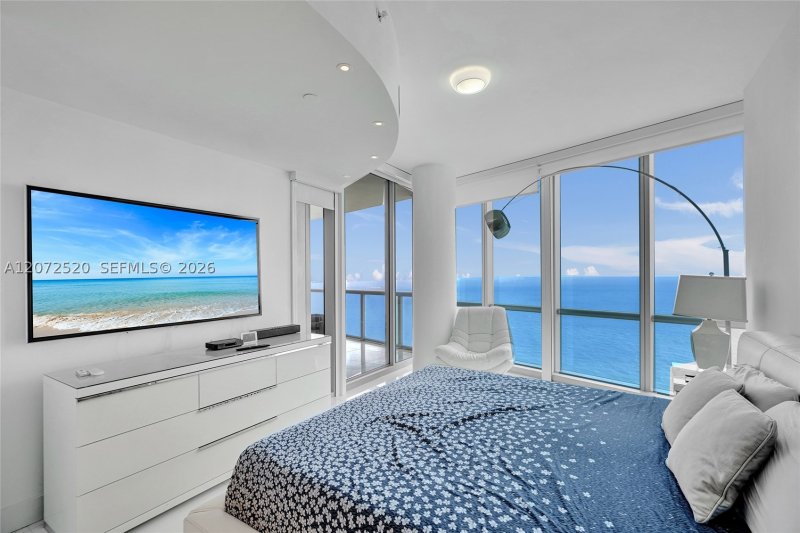 Comprar apartamento no Jade Ocean 3206