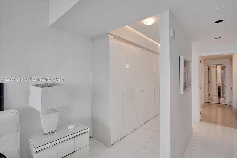 Comprar apartamento no Jade Ocean 3206