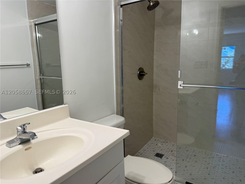 Comprar apartamento no Coastal Towers 311