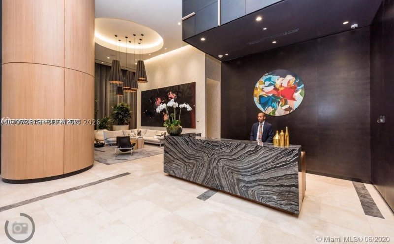 Aluguel de apartamento no Brickell Heights West 2307