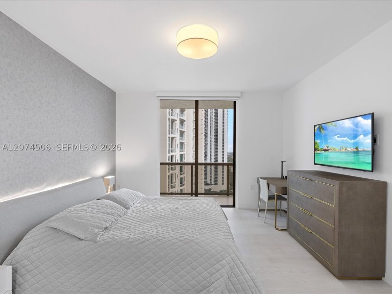 Condo for sale at Sayan 1804