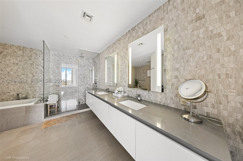 Comprar apartamento no Brickell City Centre Reach 2909