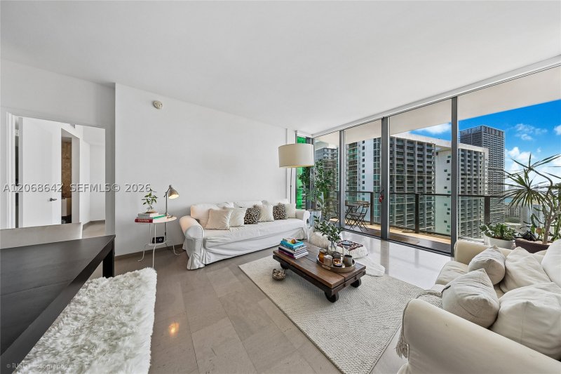 Brickell City Centre Reach Apt #2909