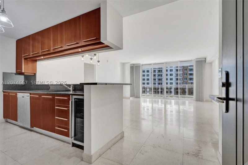 Alquiler de apartamento en Carbonell 2302
