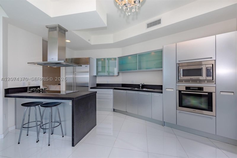 Property photo # 10