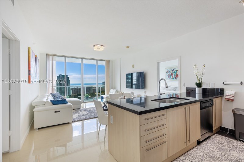 Alquiler de apartamento en Axis on Brickell South Tower 3704