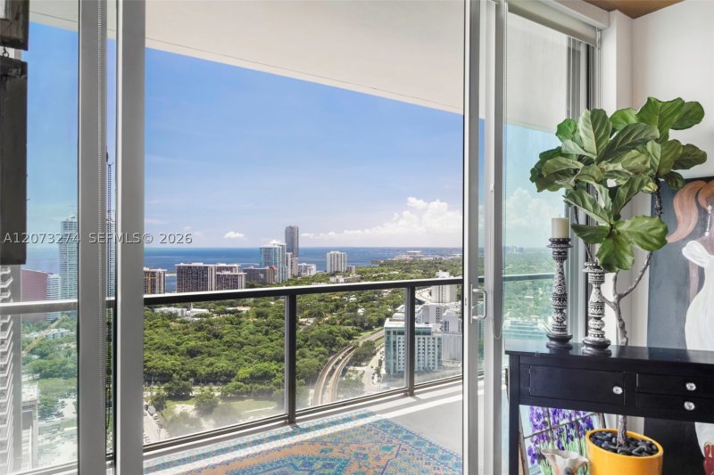 Comprar apartamento en Axis on Brickell South Tower PH3904-S
