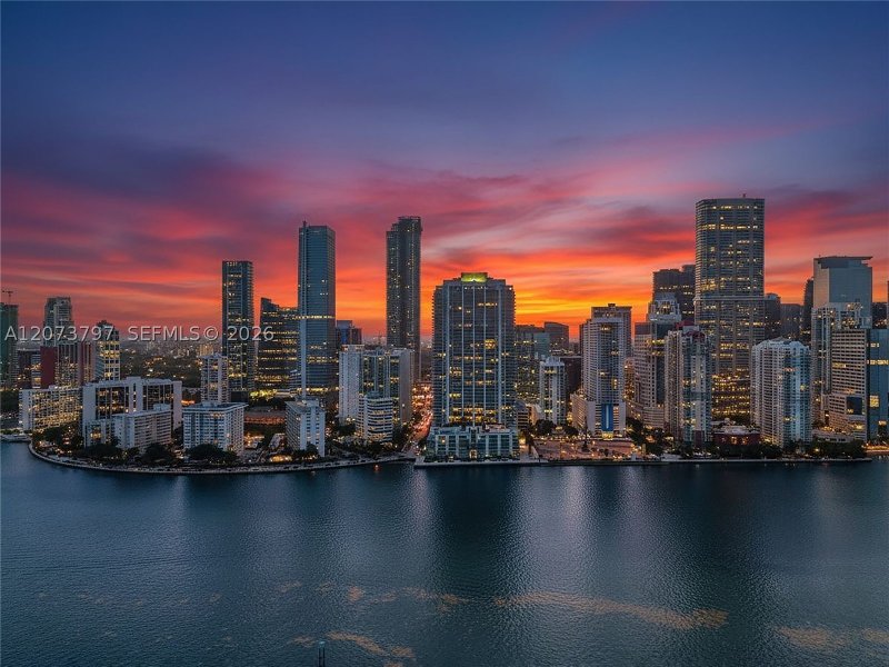 Condo for sale at Jade Brickell 611