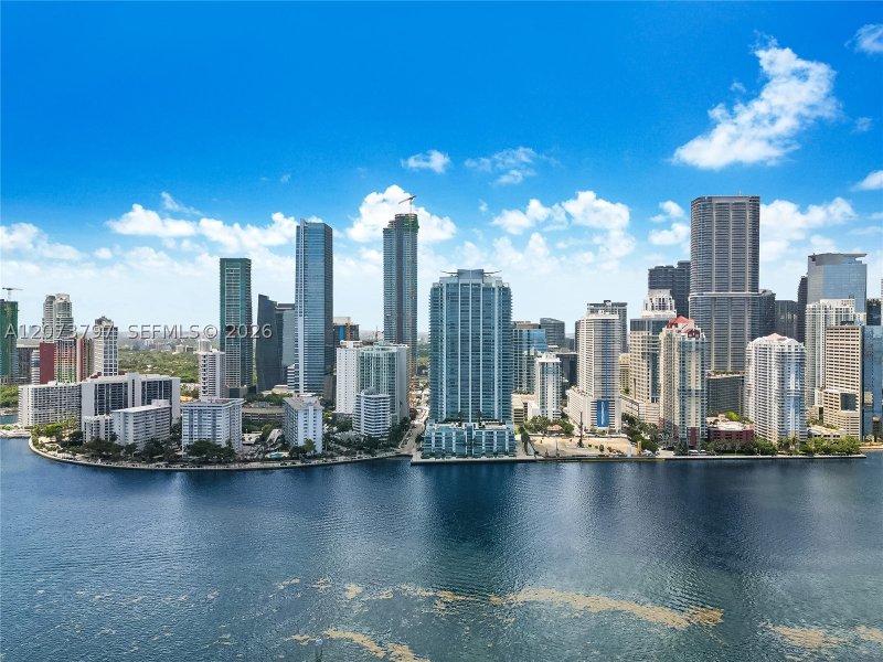 Condo for sale at Jade Brickell 611