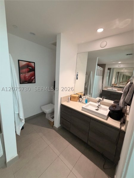 Condo for sale at The Bond 913