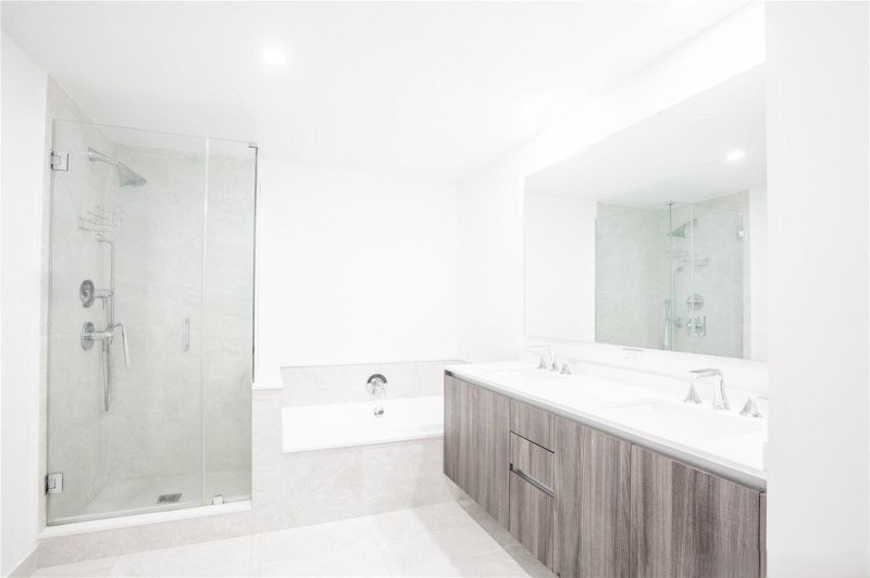 Aluguel de apartamento no Aria on The Bay 2200