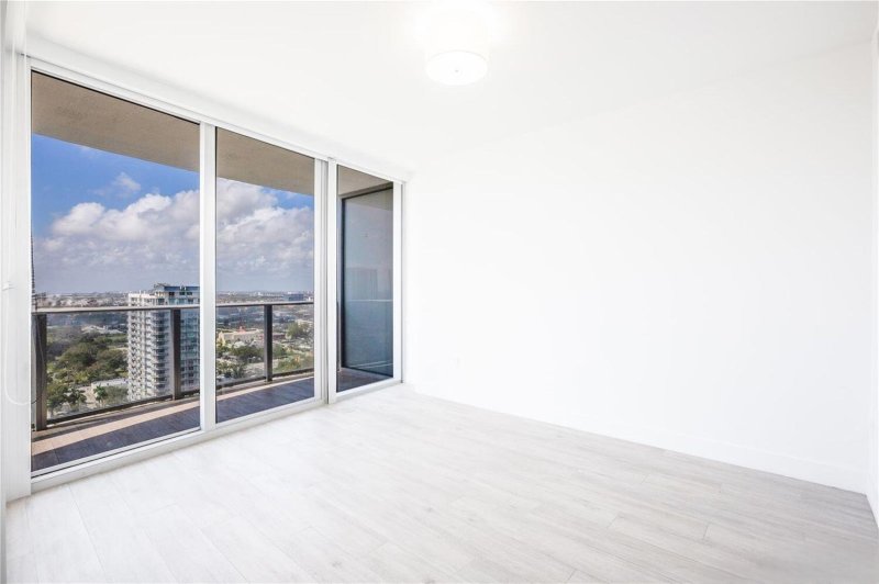 Aluguel de apartamento no Aria on The Bay 2200