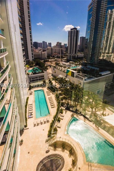 Alquiler de apartamento en 900 Biscayne 2604