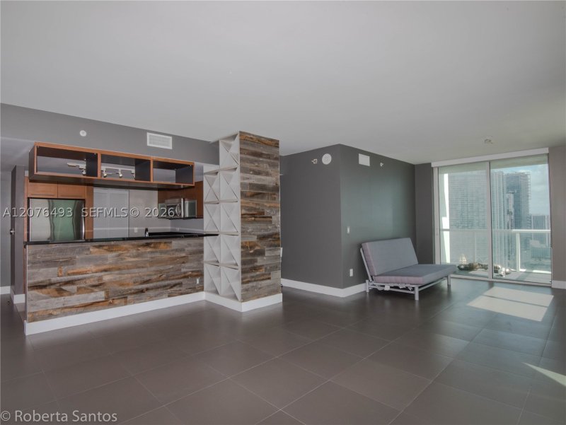 Aluguel de apartamento no Vizcayne Everglades On The Bay 3802