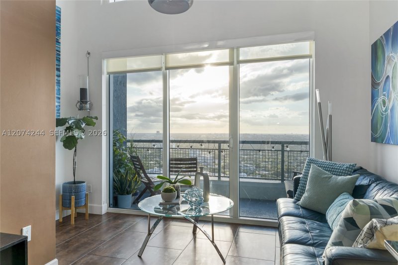 Apartment for rent at Infinity on Brickell 3211