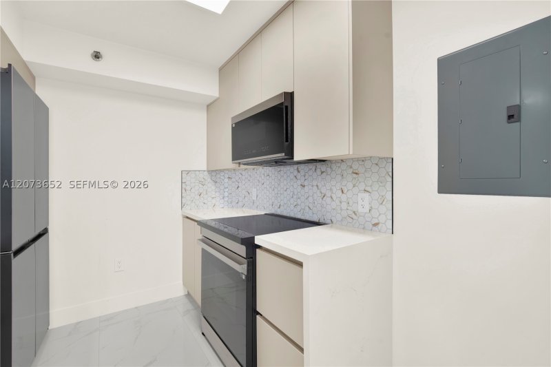 Property photo # 14