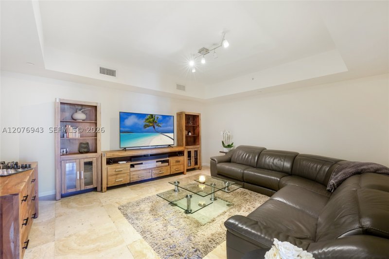 Comprar apartamento en Peninsula II 1607