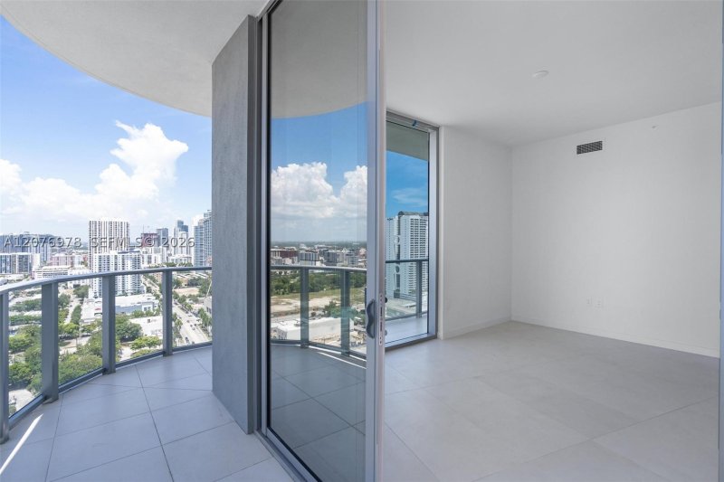 Casa Bella Apt #2507