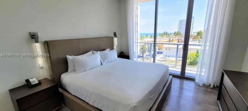 Comprar apartamento no Costa Hollywood N510