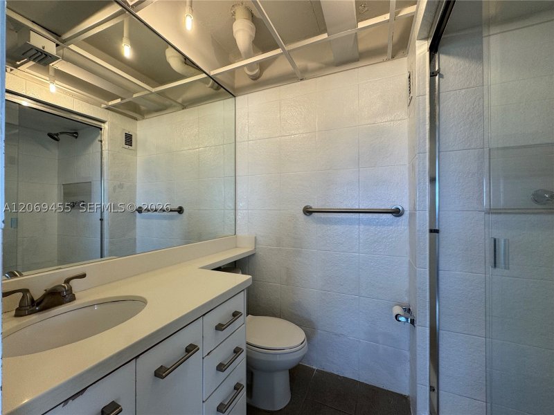 Aluguel de apartamento no South Bay Club 734