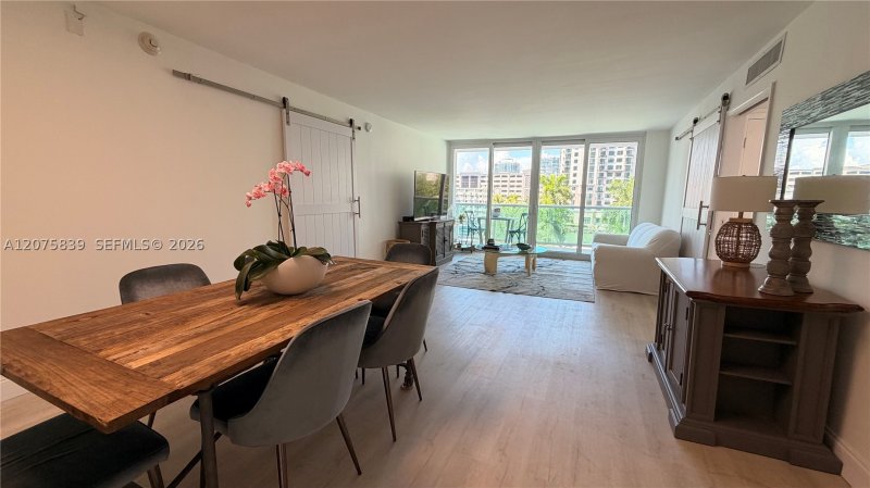 Condo for sale at Arlen House 431