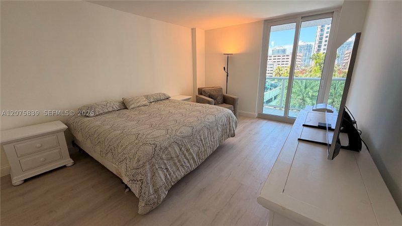 Condo for sale at Arlen House 431