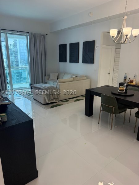 Comprar apartamento en The Plaza Tower II 4105