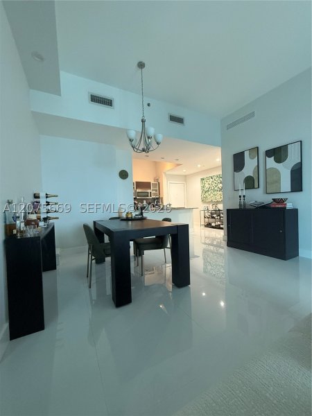 Comprar apartamento en The Plaza Tower II 4105