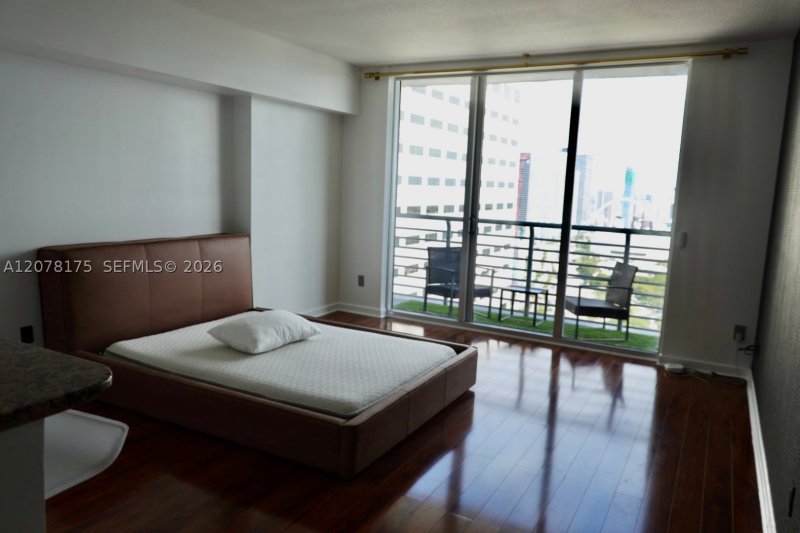 Property photo # 6
