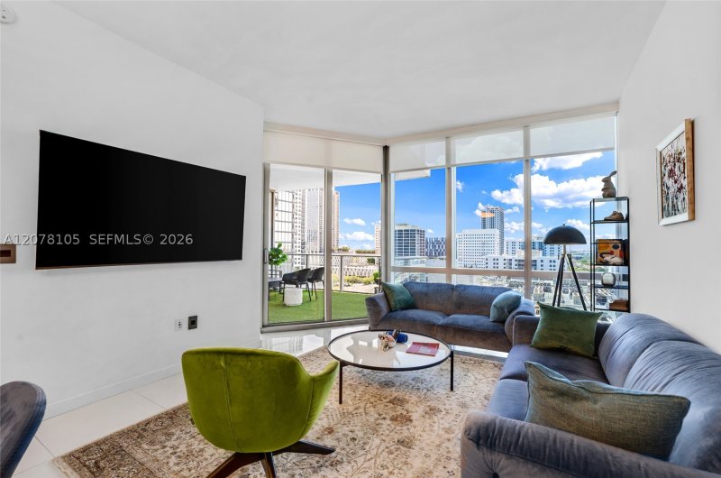 Property photo # 7