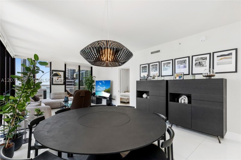 Comprar apartamento en 1010 Brickell 1701