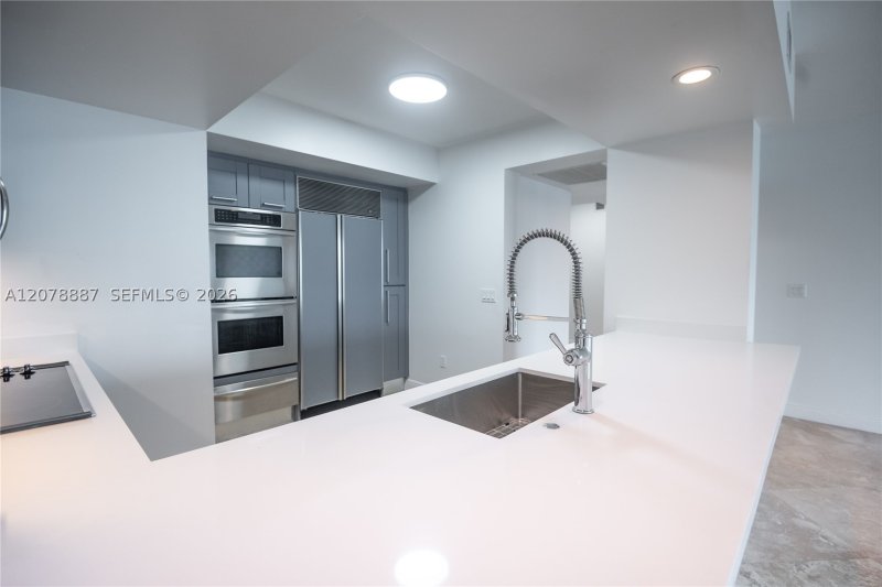 Comprar apartamento en Peninsula II 1105