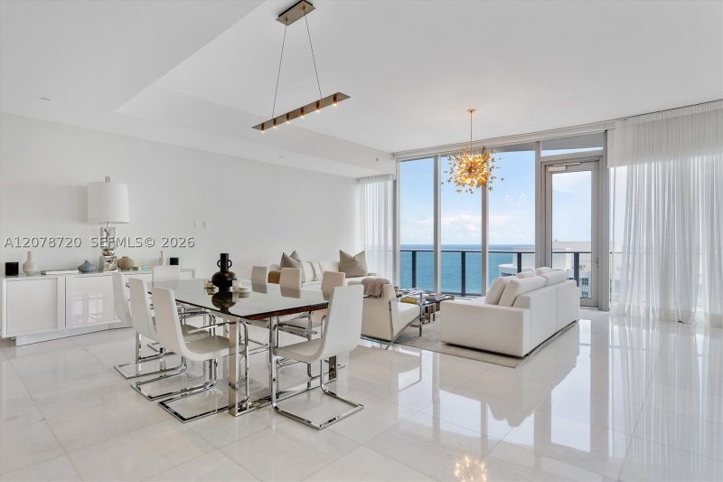 Aluguel de apartamento no Chateau Beach Residences 2203