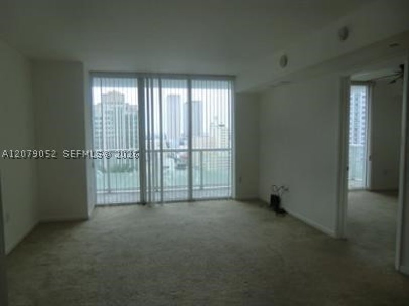 Apartment for rent at 50 Biscayne 1607