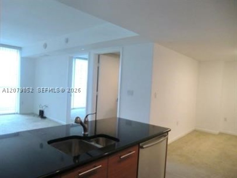 Apartment for rent at 50 Biscayne 1607