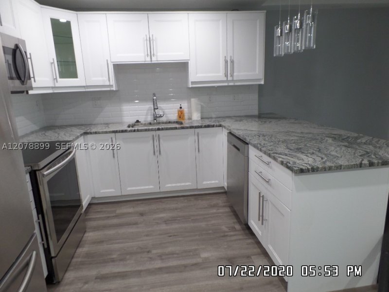 Apartment for rent at Allington Towers 18D