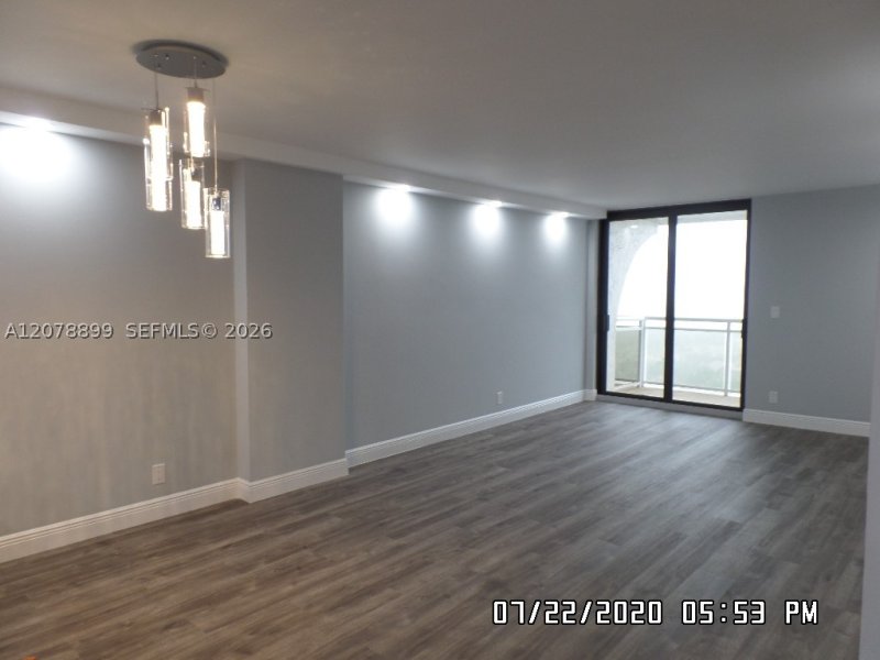 Apartment for rent at Allington Towers 18D
