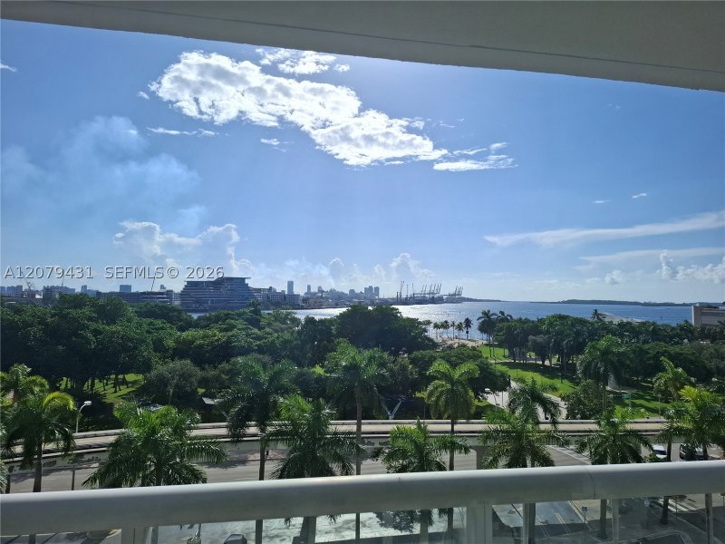 Apartment for rent at 50 Biscayne 707