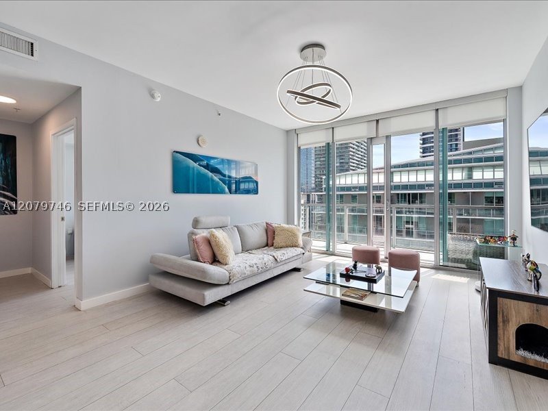 Condo for sale at Axis on Brickell North Tower UPH4015