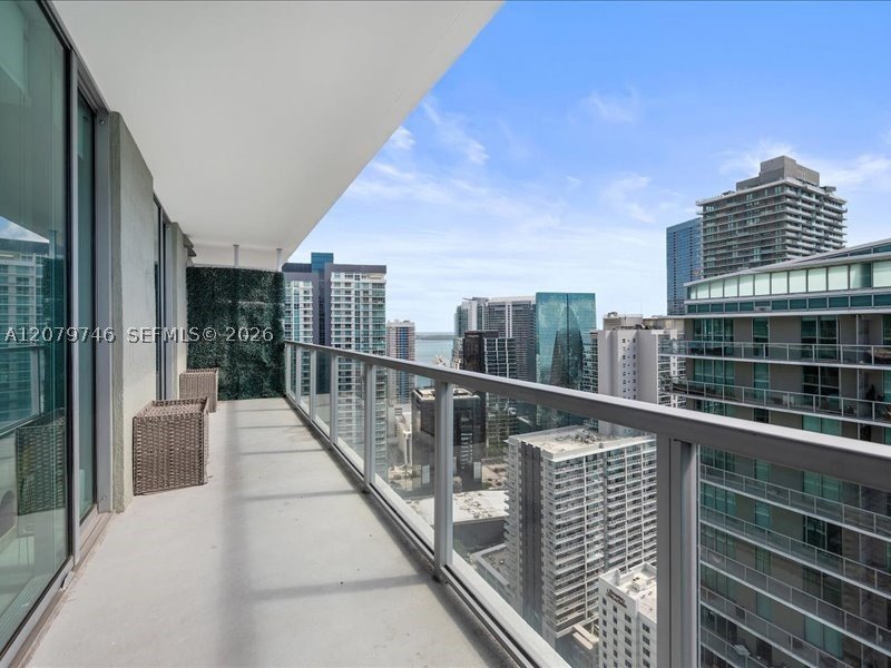 Condo for sale at Axis on Brickell North Tower UPH4015
