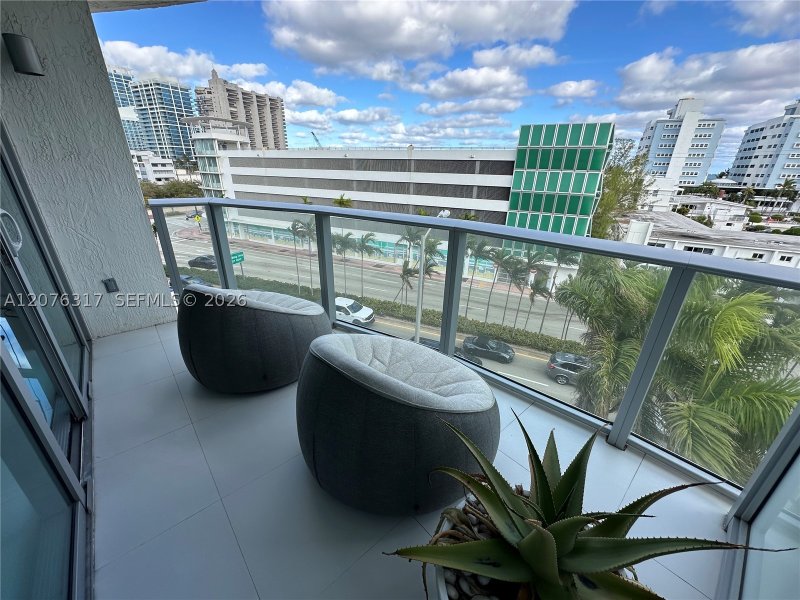 Comprar apartamento no Peloro 505