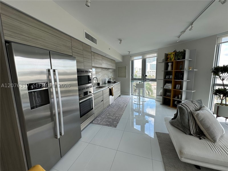 Comprar apartamento no Peloro 505