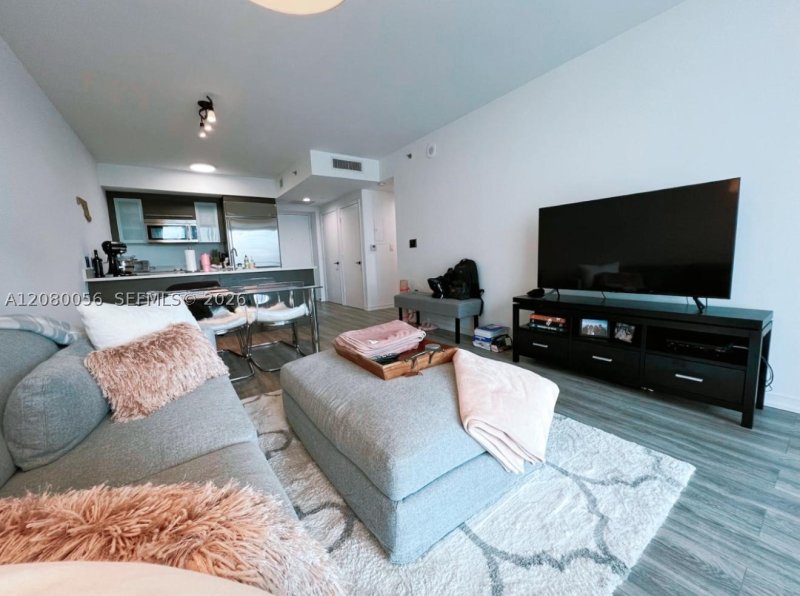 Comprar apartamento en 500 Brickell West Tower 2304